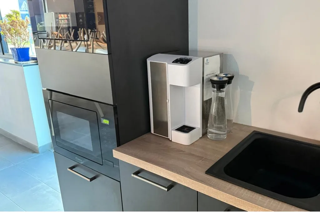 Fontaine comptoir cuisine entreprise