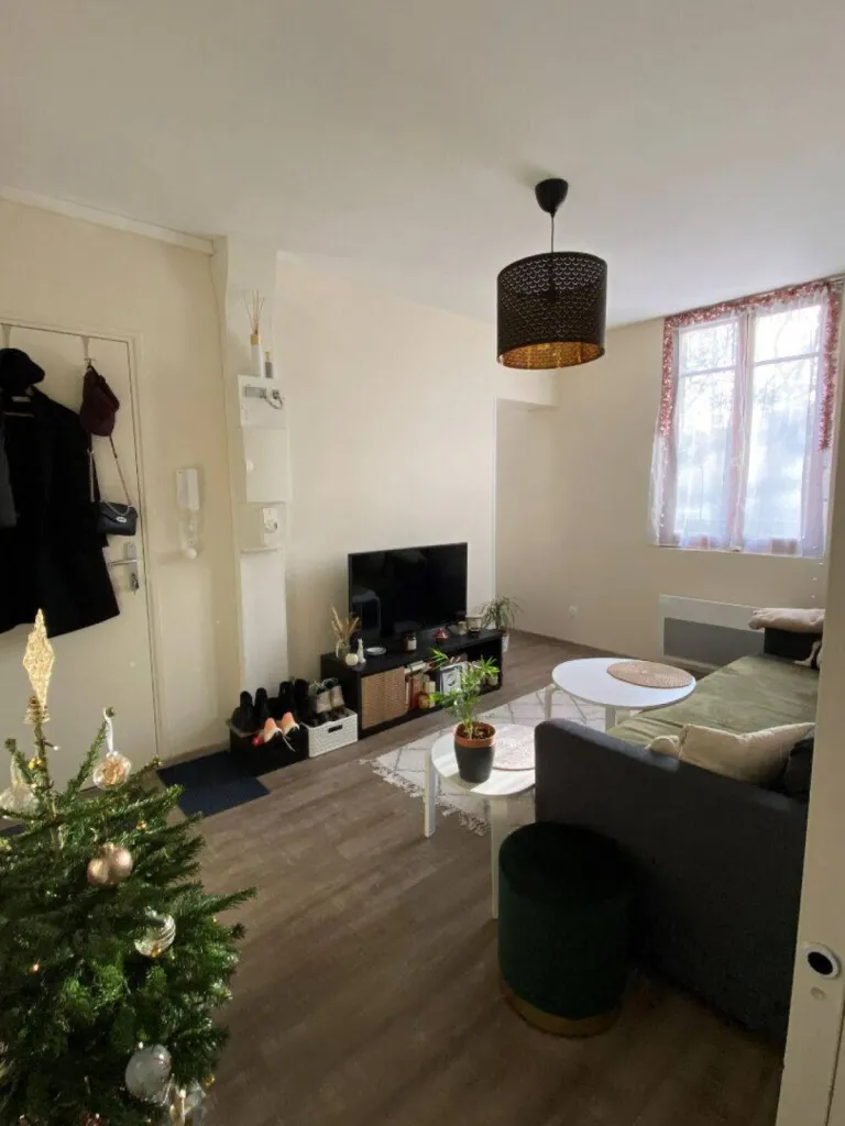 Situé au 02 place du 39ème Régiment d'Infanterie à Rouen