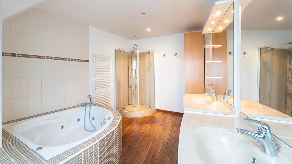 maison de 4 chambre avec grand terrain à vendre proche du mans