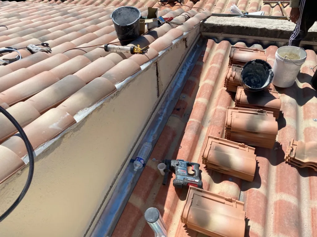 pose de solin en plomb sur toiture pst sur gignac la nerthe