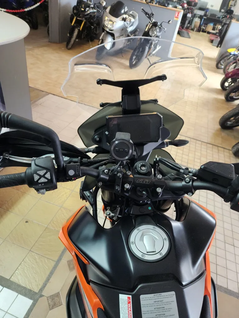 ktm 790 adventure  8990 euros