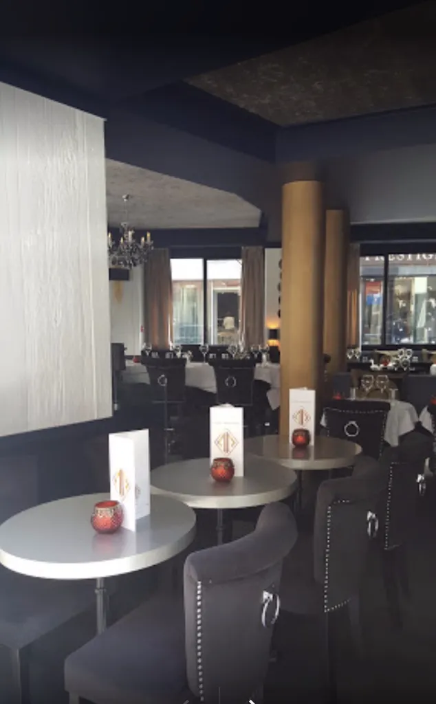 Location - Boutique 245 m², Trocadéro, Passy, Avenue Paul Doumer 75116 PARIS