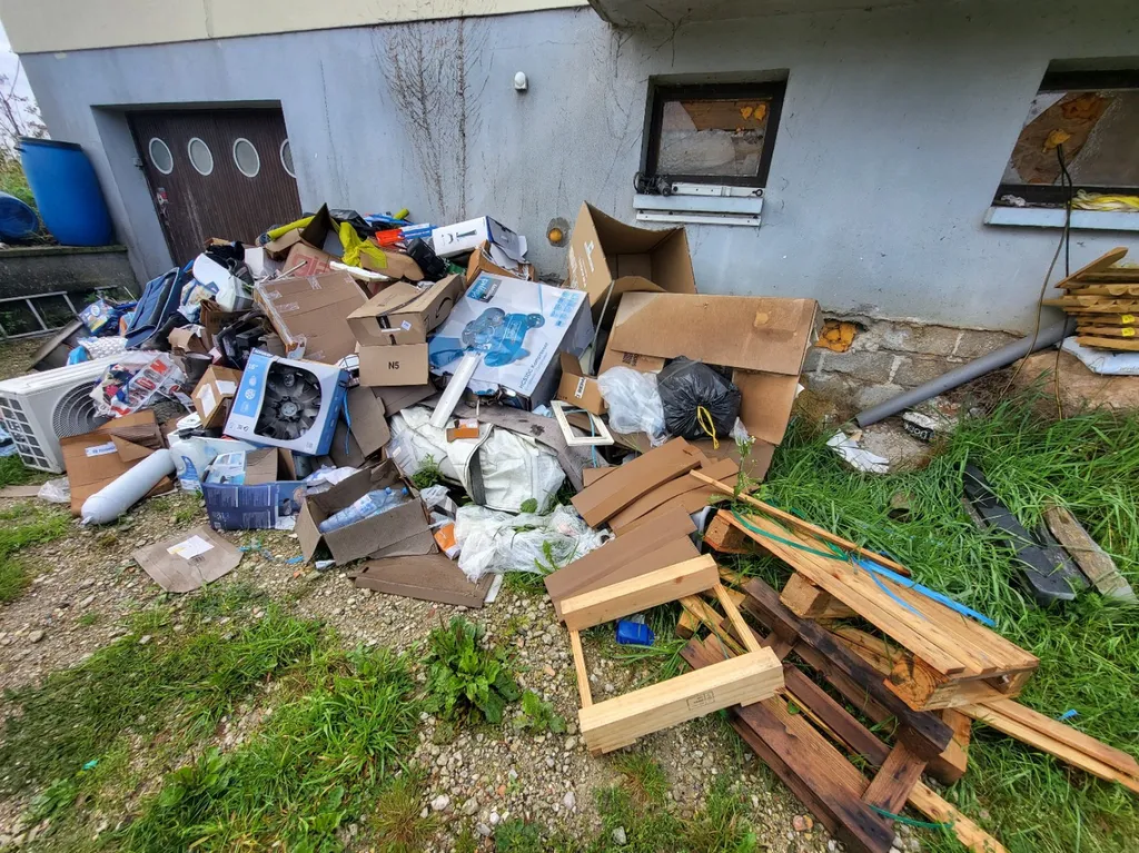 Ramassage de déchets en extérieur à Pont Audemer