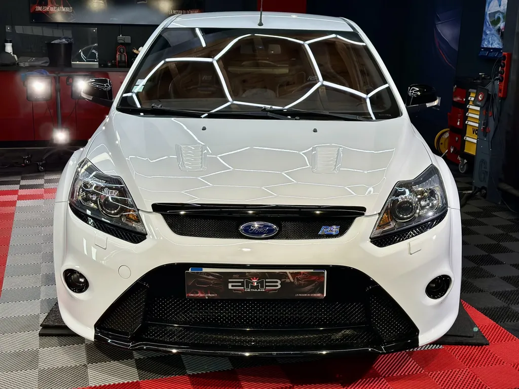 rénovation carrosserie lyon spécialiste du traitement céramique ouest lyonnais 