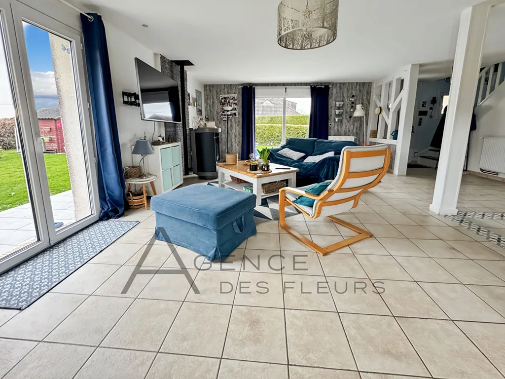 A vendre sur la commune de La Londe 76500, jolie maison de 122m² édifiée sur 800m² de terrain