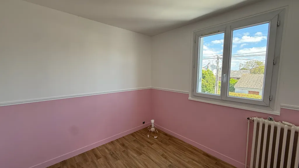 Peinture d’une chambre d’enfant à Sanvic, au Havre.