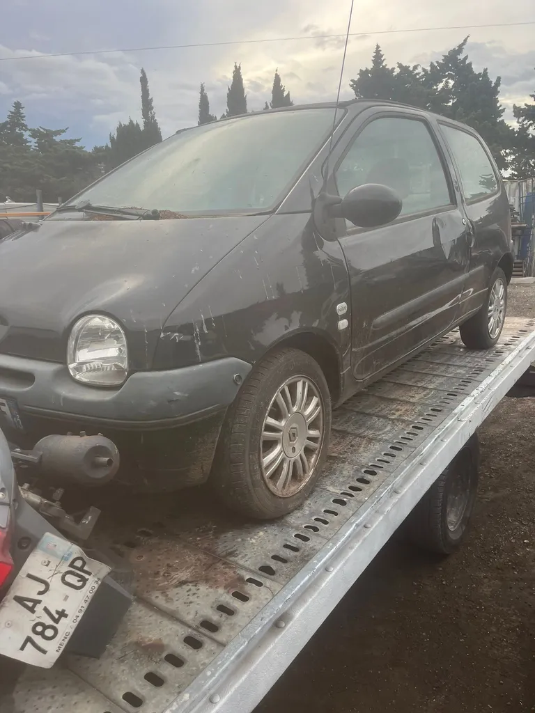 Epaviste Coudoux 0620623133, enlèvement gratuit d'épaves dans les Bouches-du-Rhône