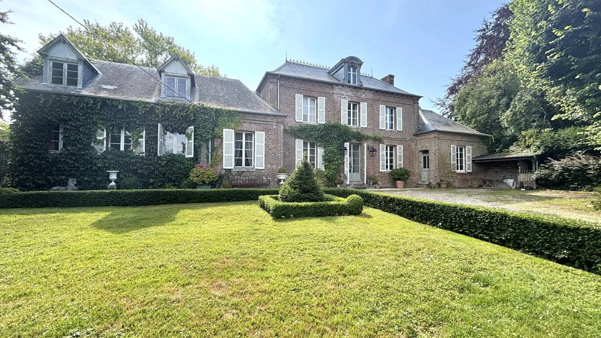 A vendre propriété avec charme et cachet