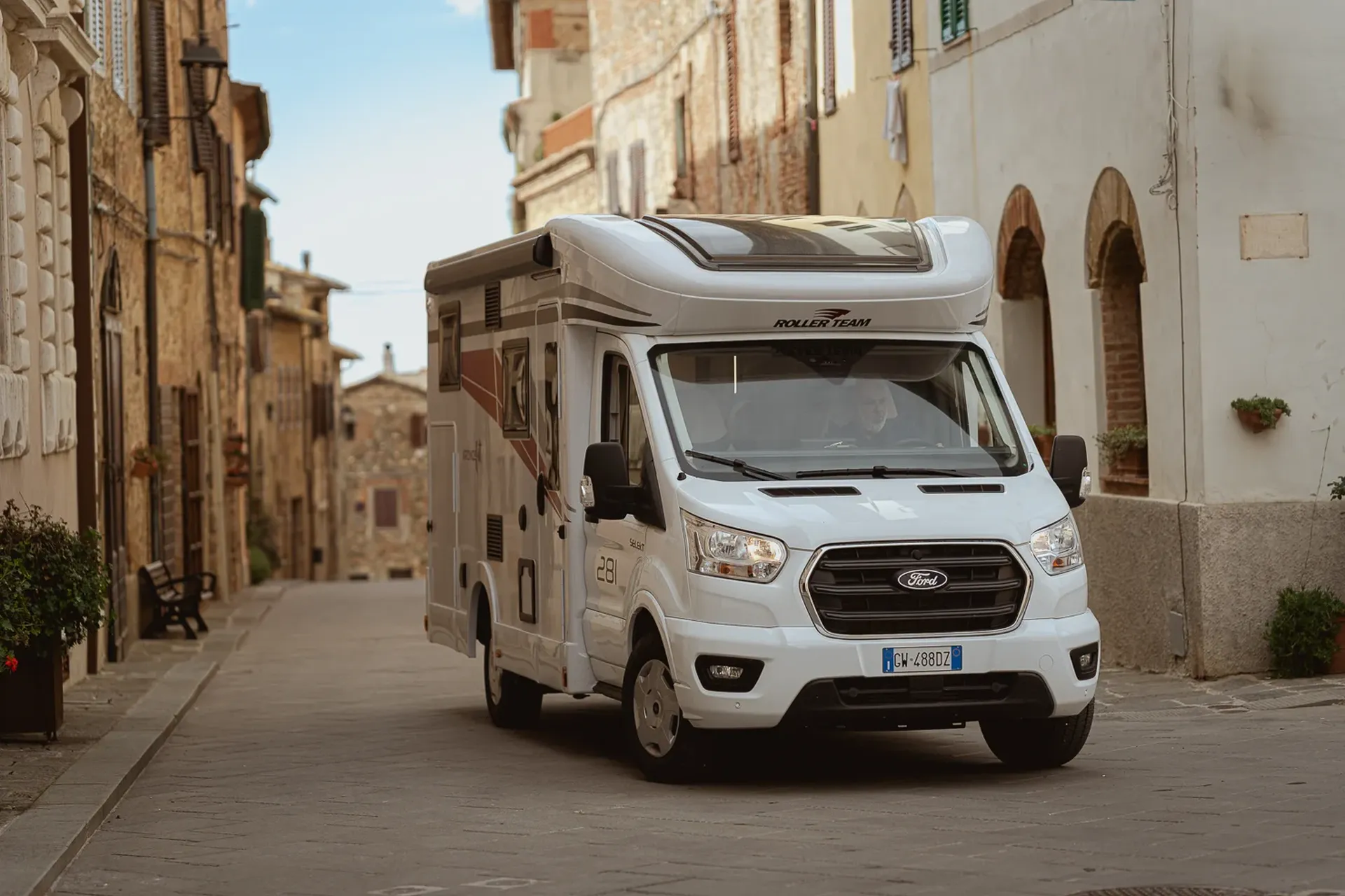 Vente de camping-car et de van d'occasion dans le Var 