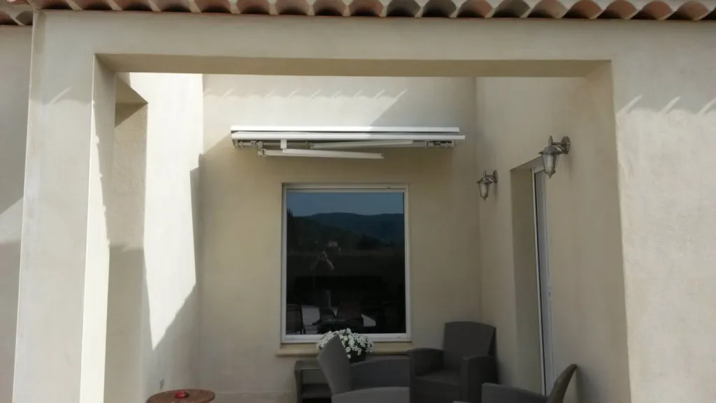 Store banne électrique Vaucluse