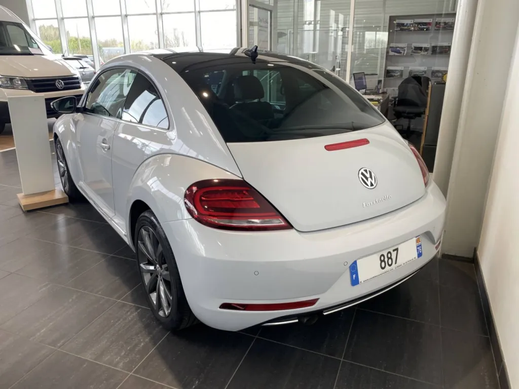 VOLKSWAGEN Coccinelle d'occasion essence DSG7 près du Havre
