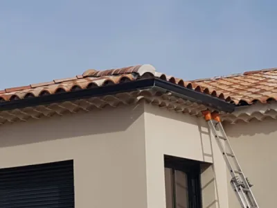 Trouver un fabriquant de gouttières en aluminium sur maison neuve dans le Vaucluse