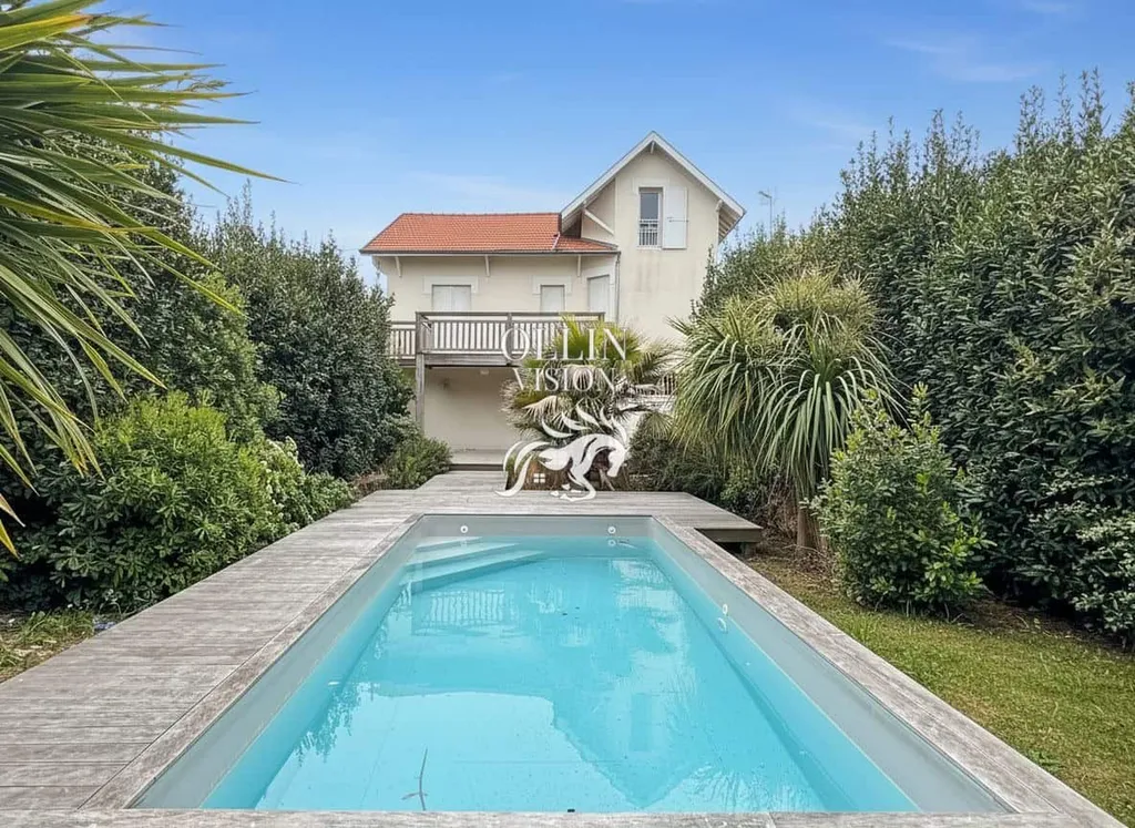 A vendre - villa arcachonnaise rénovée avec piscine