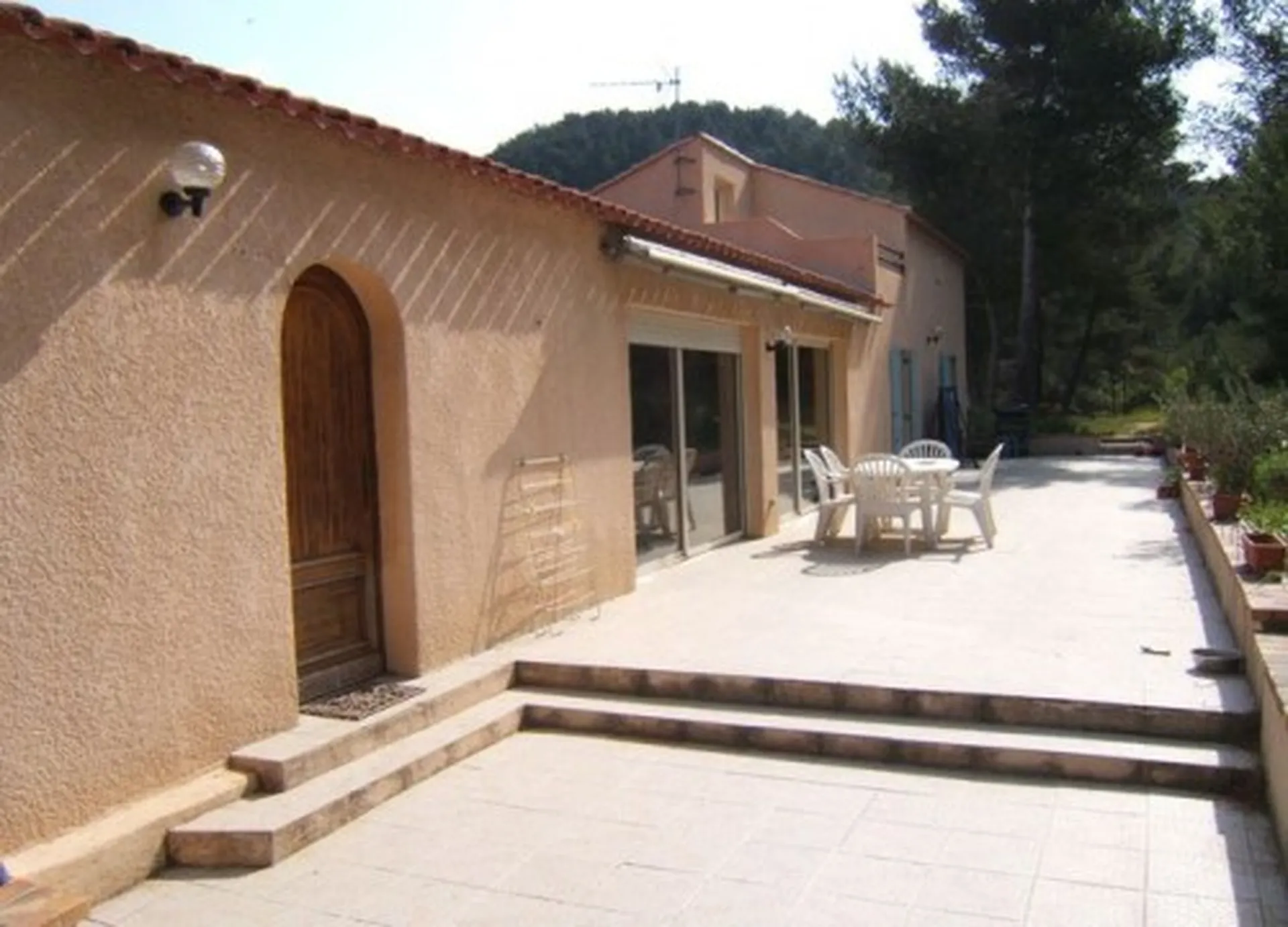 EN EXCLU Vente maison 5 Roquefort La Bédoule sur 7000m² de terrain