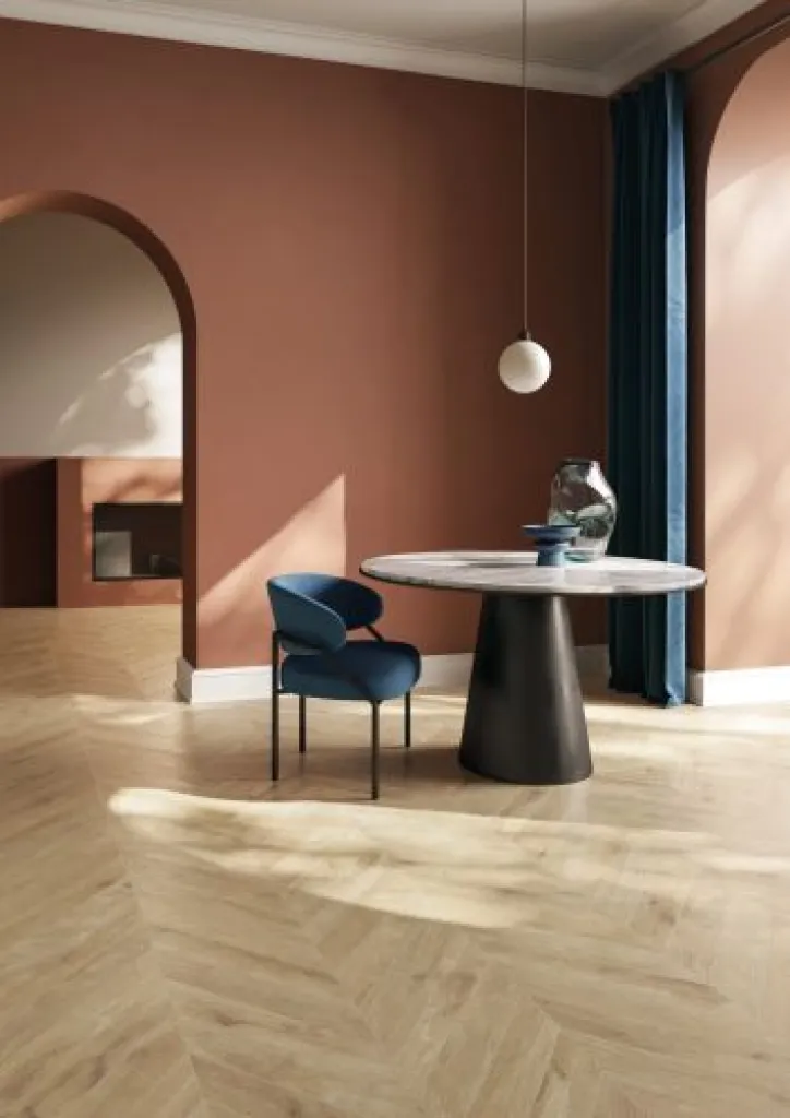 Notre showroom de Rouen présente une large gamme de carrelages bois rectifiés au rendu bluffant de réalisme.