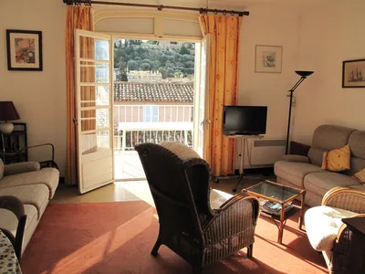 Dans le centre du village