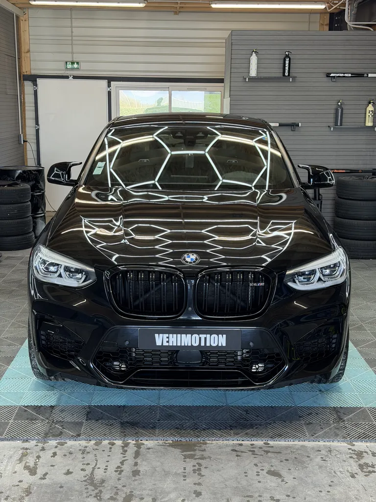 BMW X4 M CompétitionxDrive/ TOIT OUVRANT / HARMAN KARDON/ CAMERA 360/ PACK CARBONE / SIEGE CHAUFFANT AV/AR