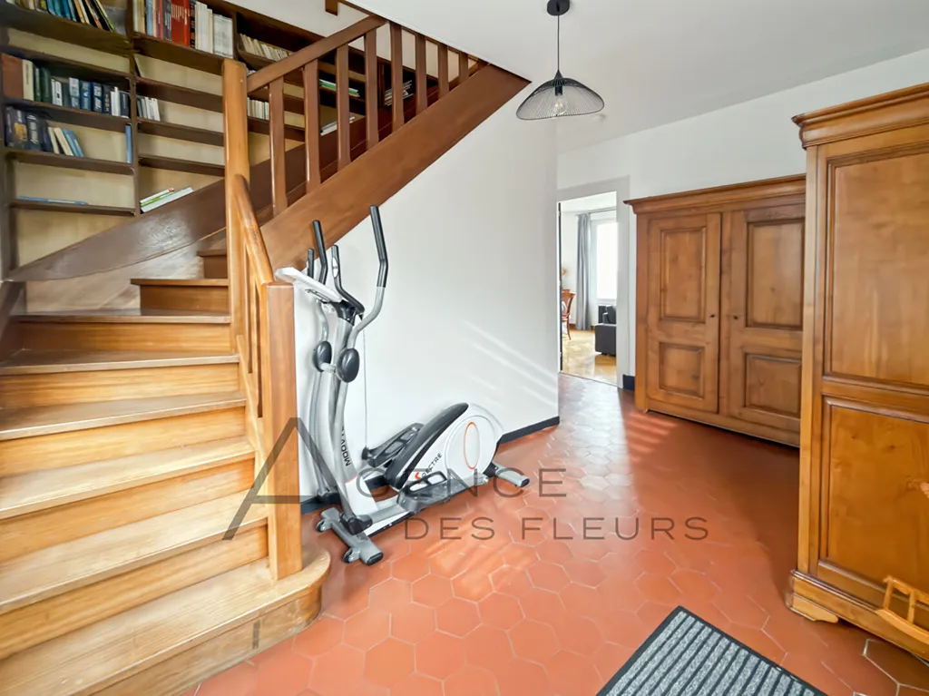 A vendre maison familiale de 131 m² édifiée sur 3425 m² de terrain commune de ELBEUF 76500