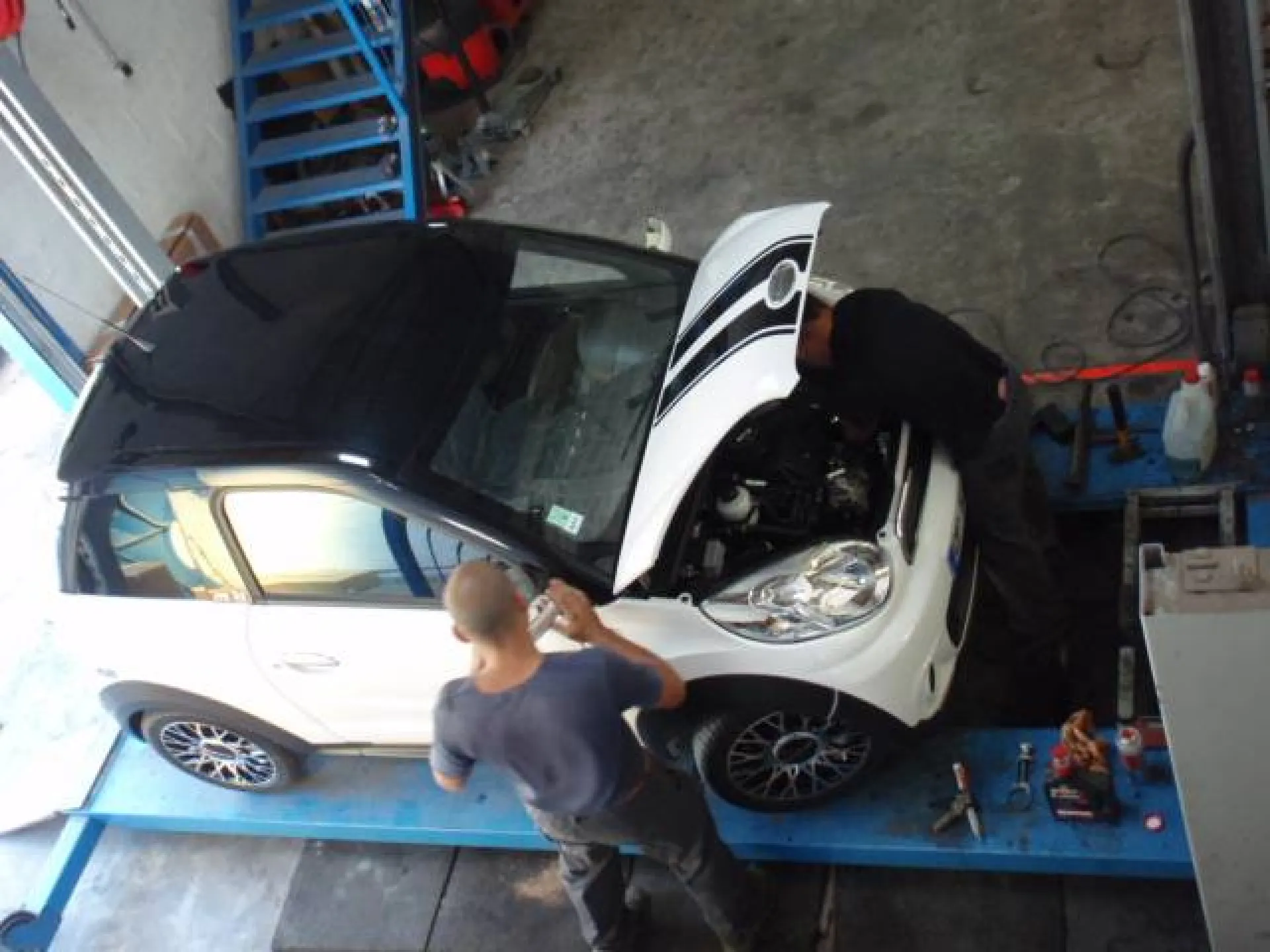 L'atelier de réparation du garage VSP Ligonnière à La Garde : nous réparons TOUTES les marques de sans permis + SECMA