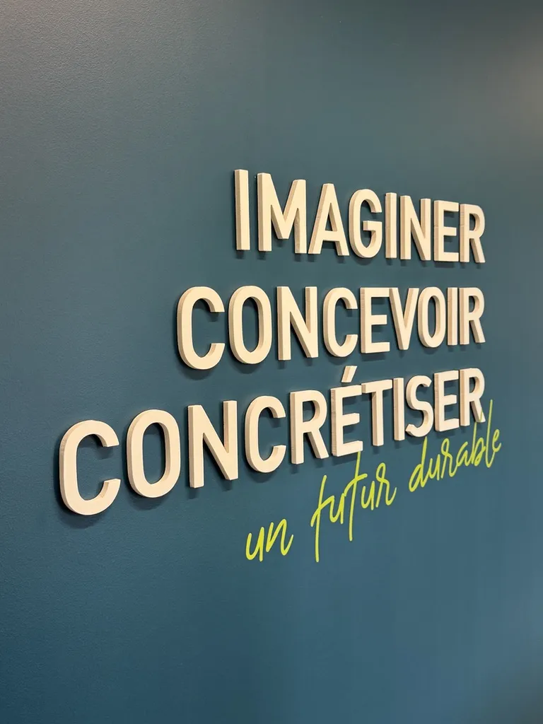 fabrication lettrage pvc intérieur