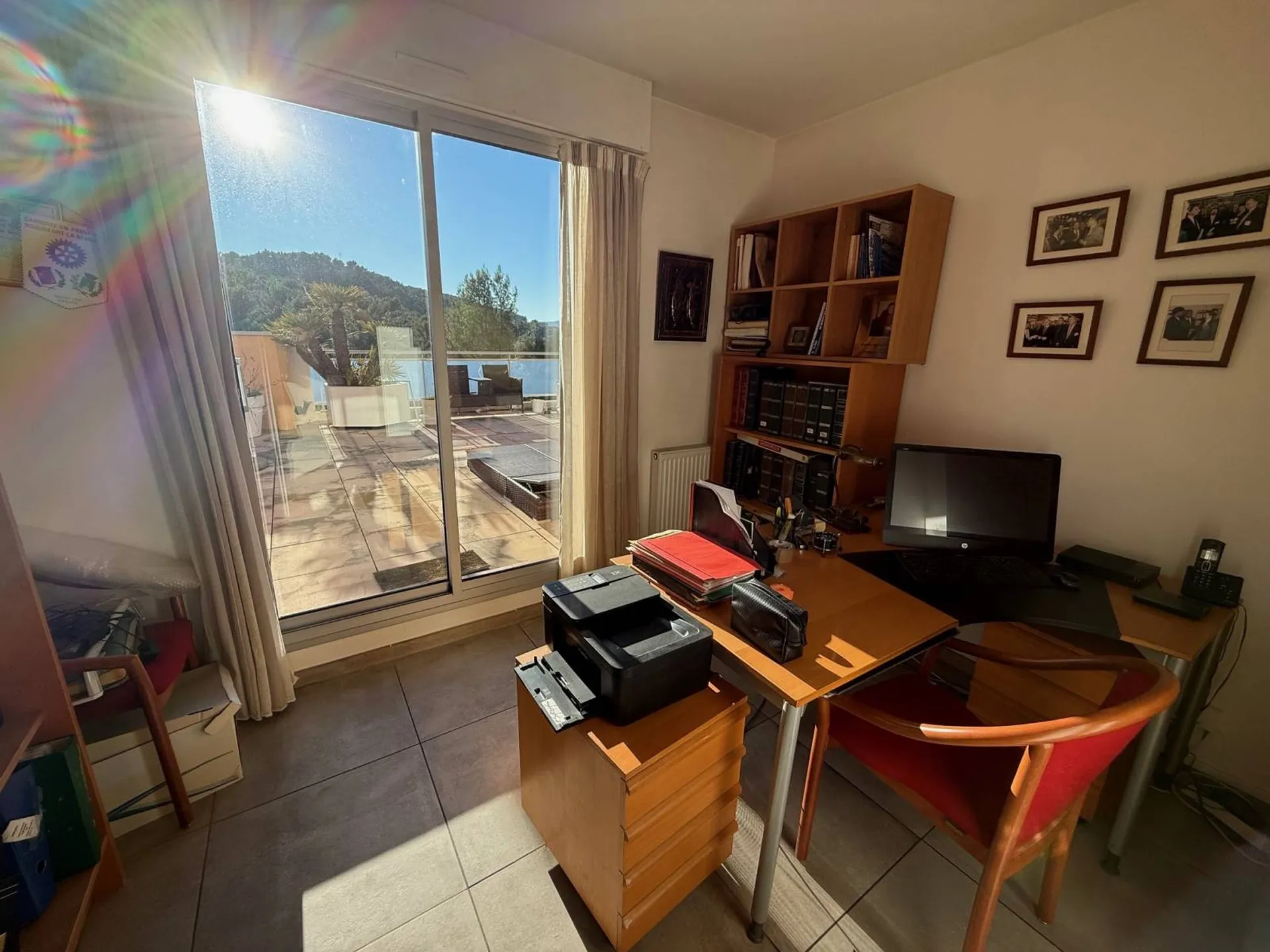 Vente appartement  penthouse T4 Carnoux en Provence. Rare à la vente dans une résidence très prisée du centre ville 