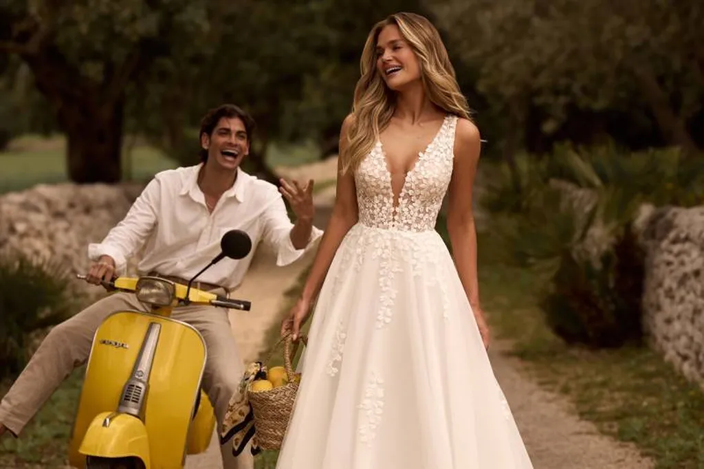 Robe de mariée trapèze en tulle avec dentelle bohème Marseille