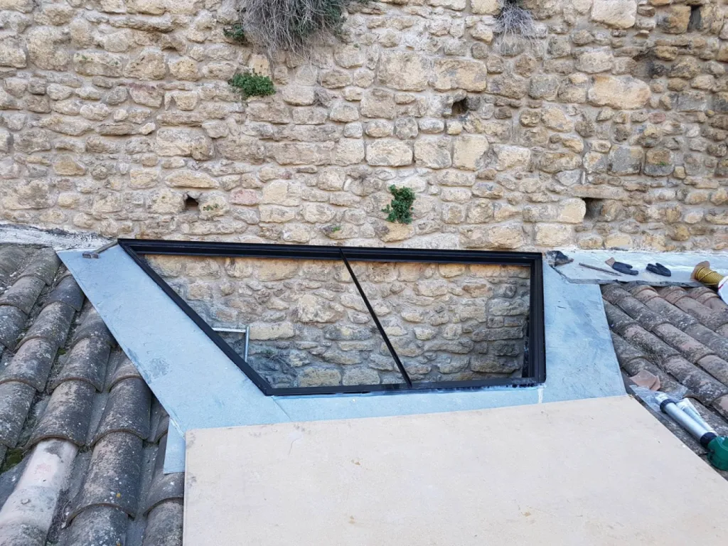 Creation d'un puit de lumière pour un restaurant gastronomique sur Salon de Provence centre ville