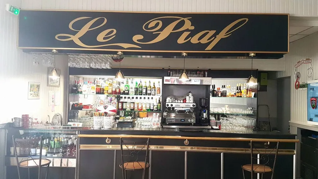 brasserie , bar a vins , tapas