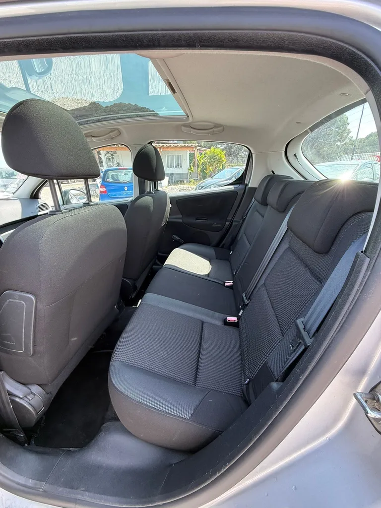 PEUGEOT 207 série Millesim 200 1.4 VTI 95CV