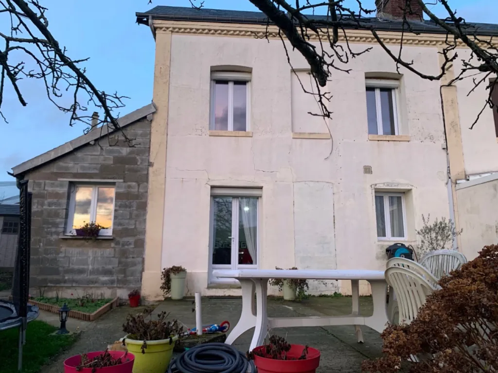 Prix pour l'isolation thermique par l'extérieur avec enduit sur maison ancienne à Montivilliers proche Le Havre 76