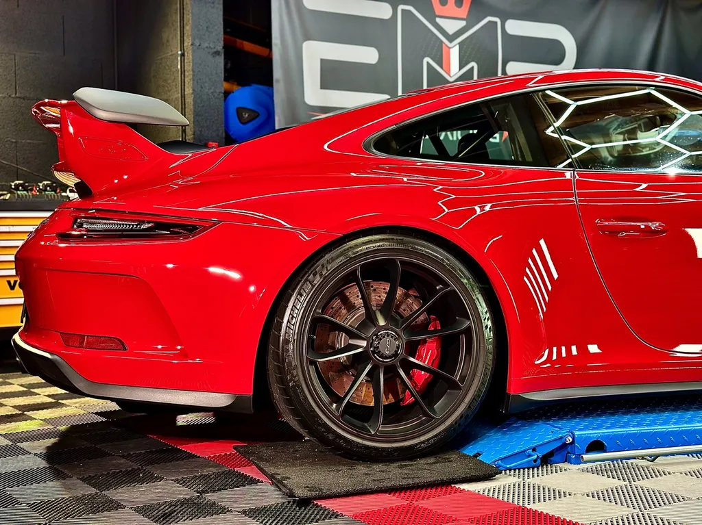 centre de DETAILING Lyon protection céramique film de protection PPF Porsche GT3