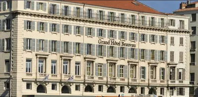 Hôtel 4 étoiles Marseille Provence / GRAND HÔTEL BEAUVAU Marseille Vieux-Port