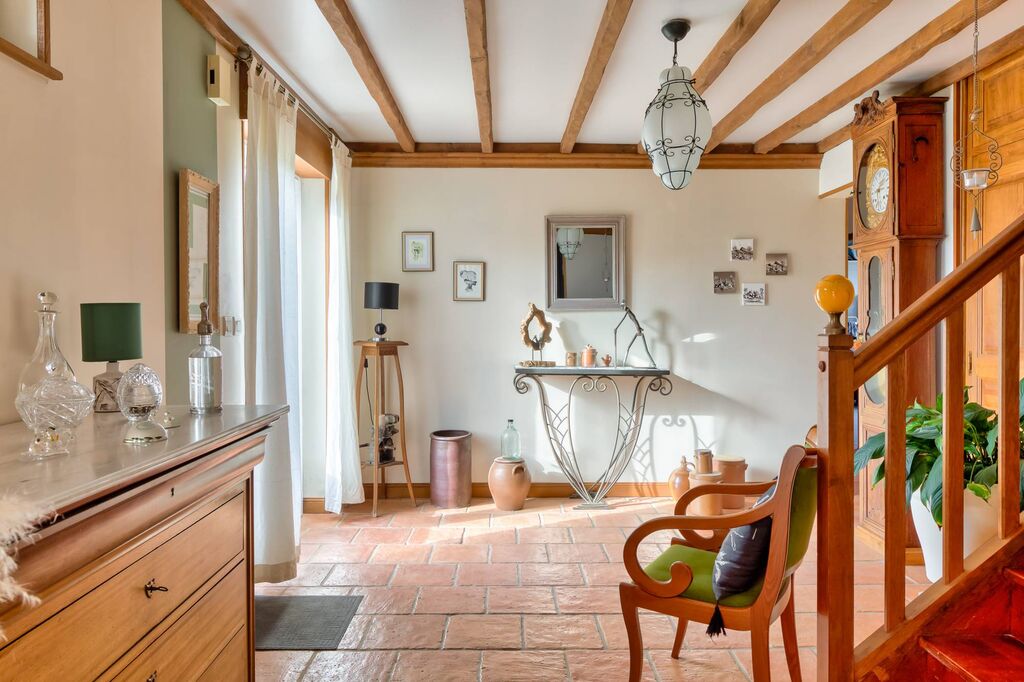 Propriété de caractère en Normandie sur son parc de 1,2 hectares.