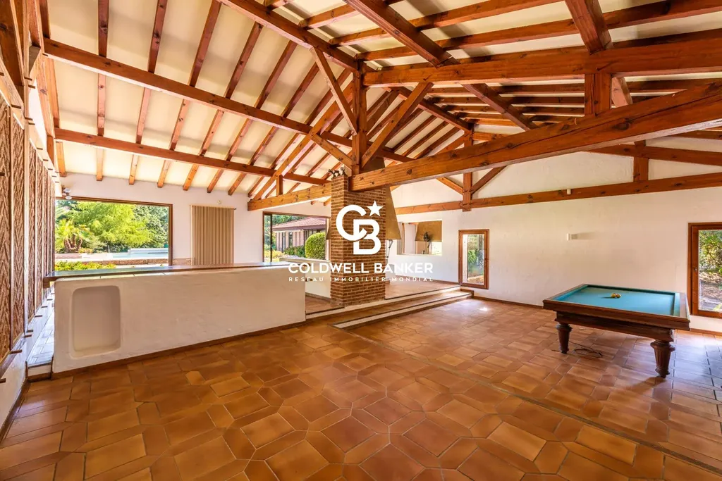 Entre Capbreton et Hossegor - Propriété au cœur d’un parc de 6 000 m², entre golf et océan