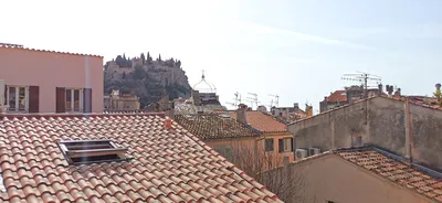 Cassis vente appartement à rénover