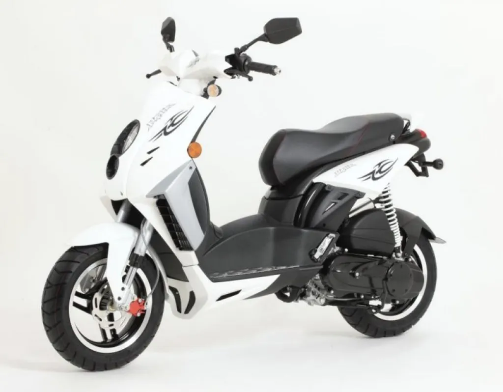 Scooter Peugeot ludis ice blade