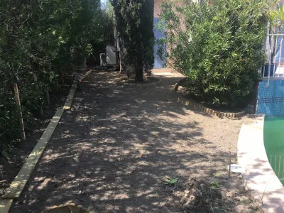 Réaménagement d'un jardin et d'un tour de piscine sur Villeneuve Lez Avignon