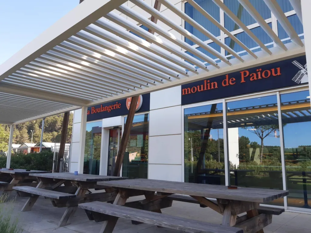 Installation de 4 pergolas bioclimatiques sur mesure autoportantes au Moulin de Paiou à Meyreuil (13)##https://renson.rossipro.fr/details-installation+de+4+pergolas+bioclimatiques+sur+mesure+autoportantes+au+moulin+de+paiou+a+meyreuil-458