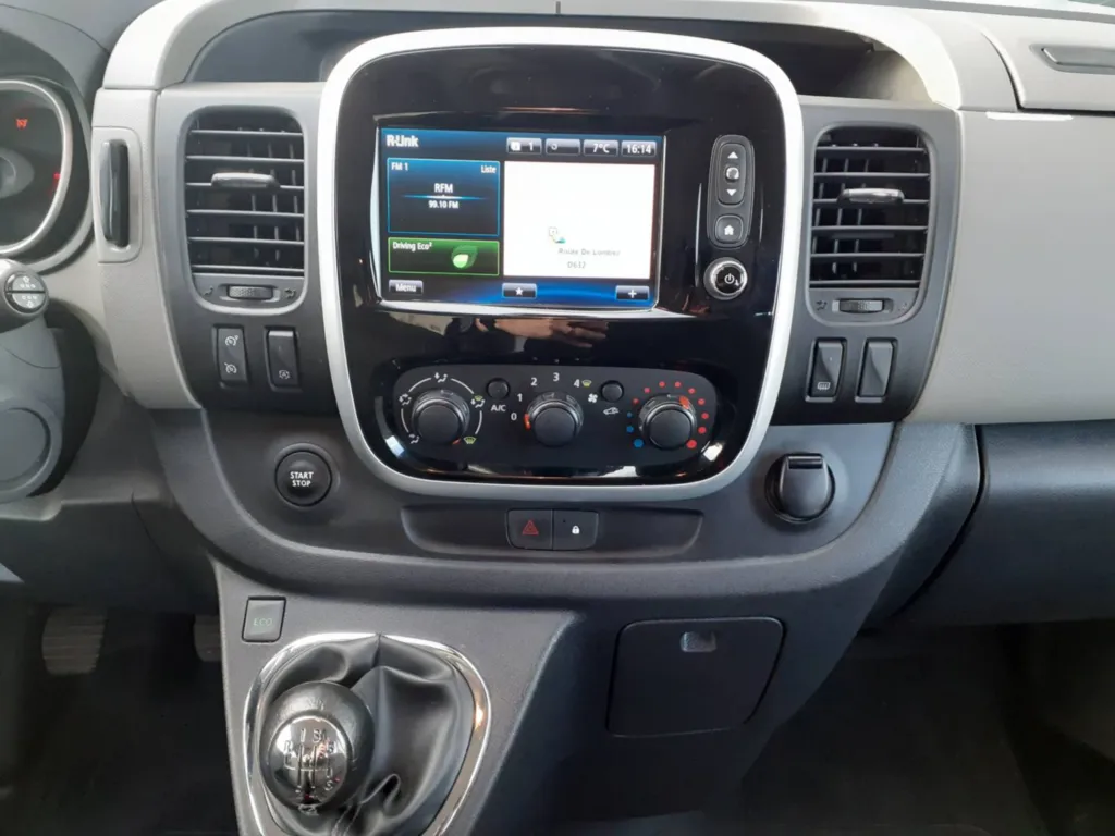 RENAULT TRAFIC COMBI OCCASION INTENS L2 DCI 125CH 9 PLACES PRES DE TOULOUSE EN OCCITANIE