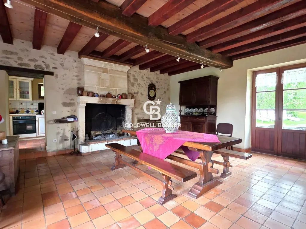 maison de campagne avec piscine et terrain Neufchâtel-en-Saosnois Sarthe