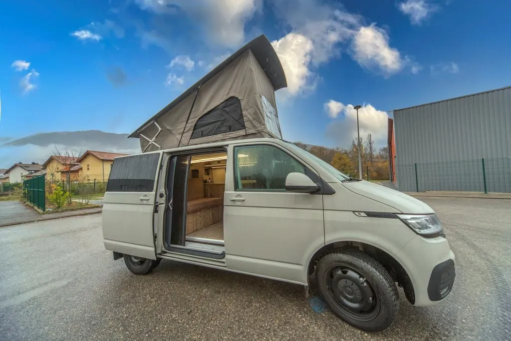 Pose toit relevable VW Transporter T6.1 Court à Lyon