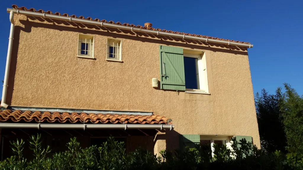 Vente et pose de fenêtres PVC de Rénovation Internorm à Aix en Provence