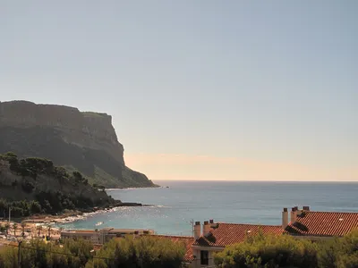 VENDU Cassis