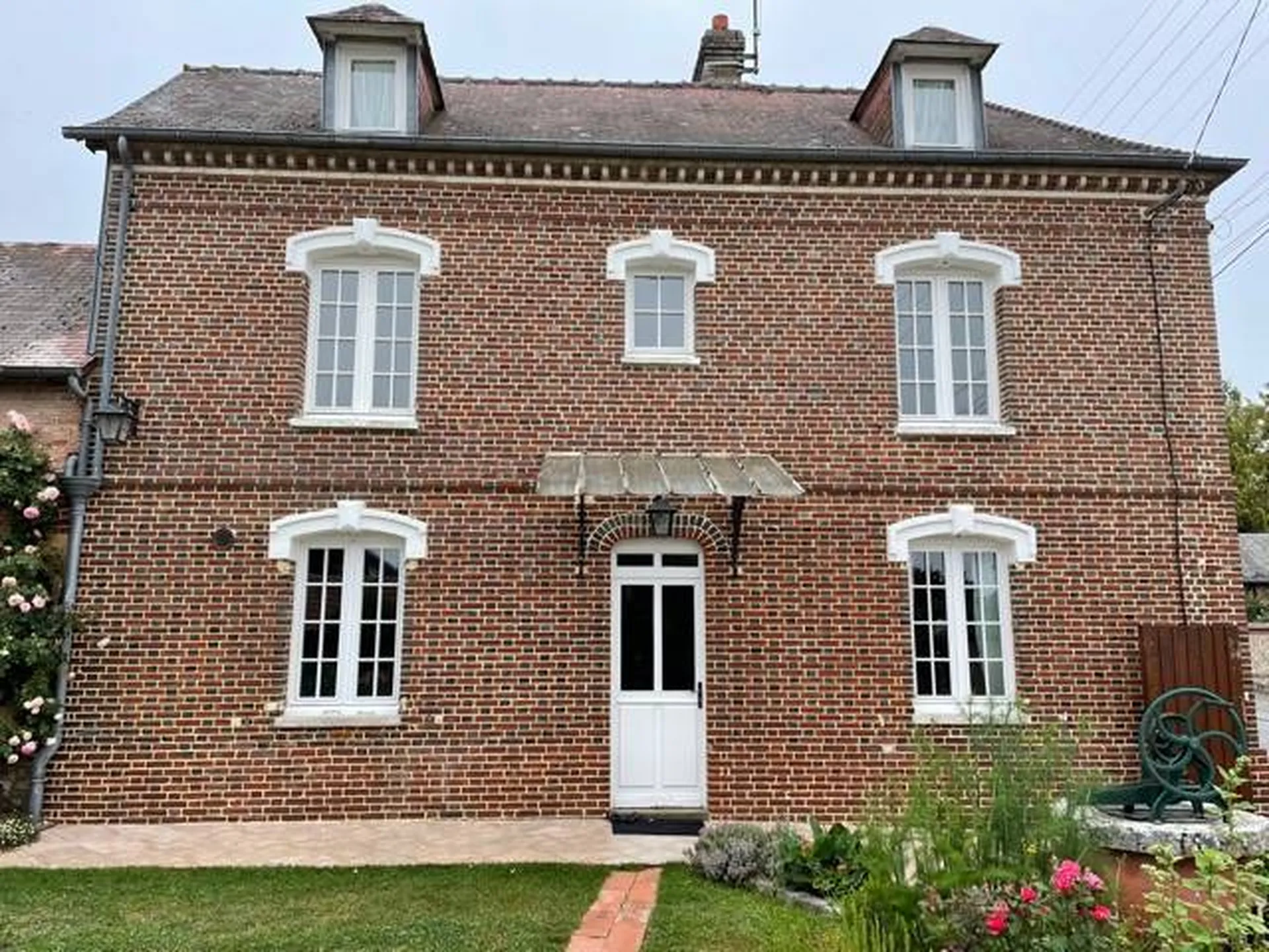 Rejointoiement de façade sur maison de maître proche Le Neubourg