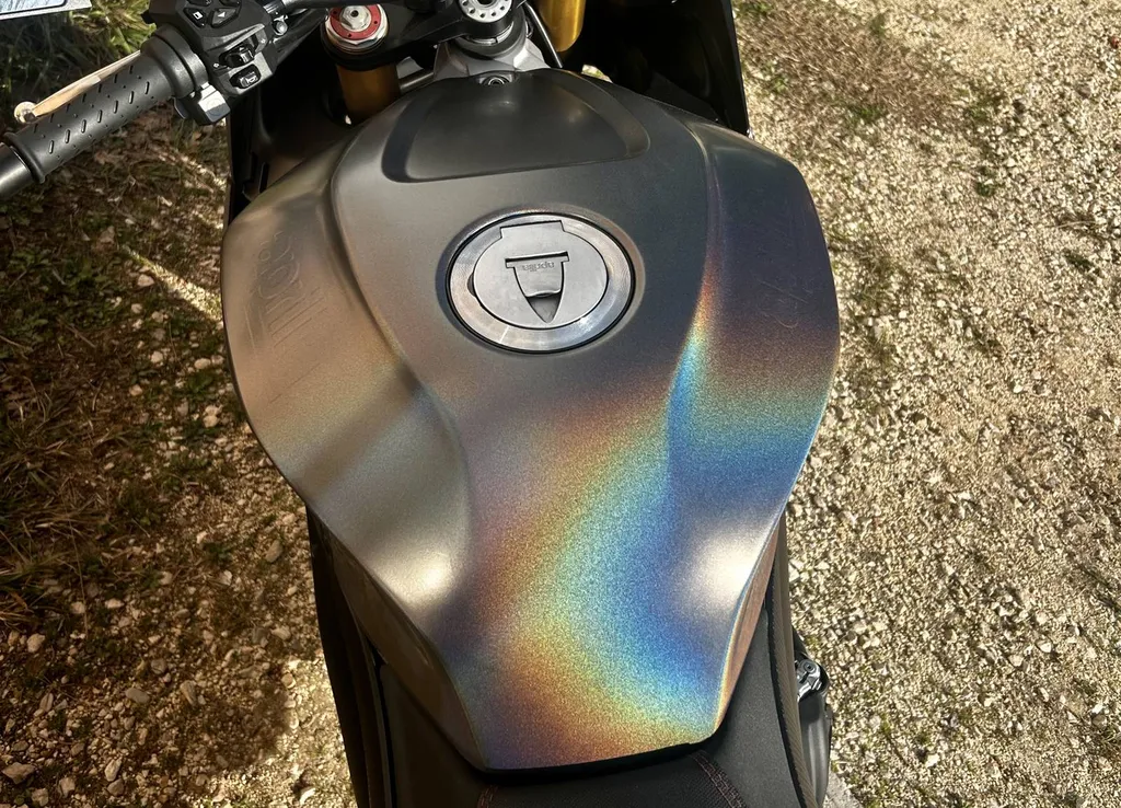 covering moto aprilia à brignoles