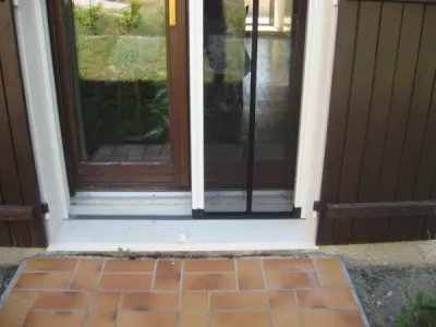 Moustiquaire latéral Vaison la romaine