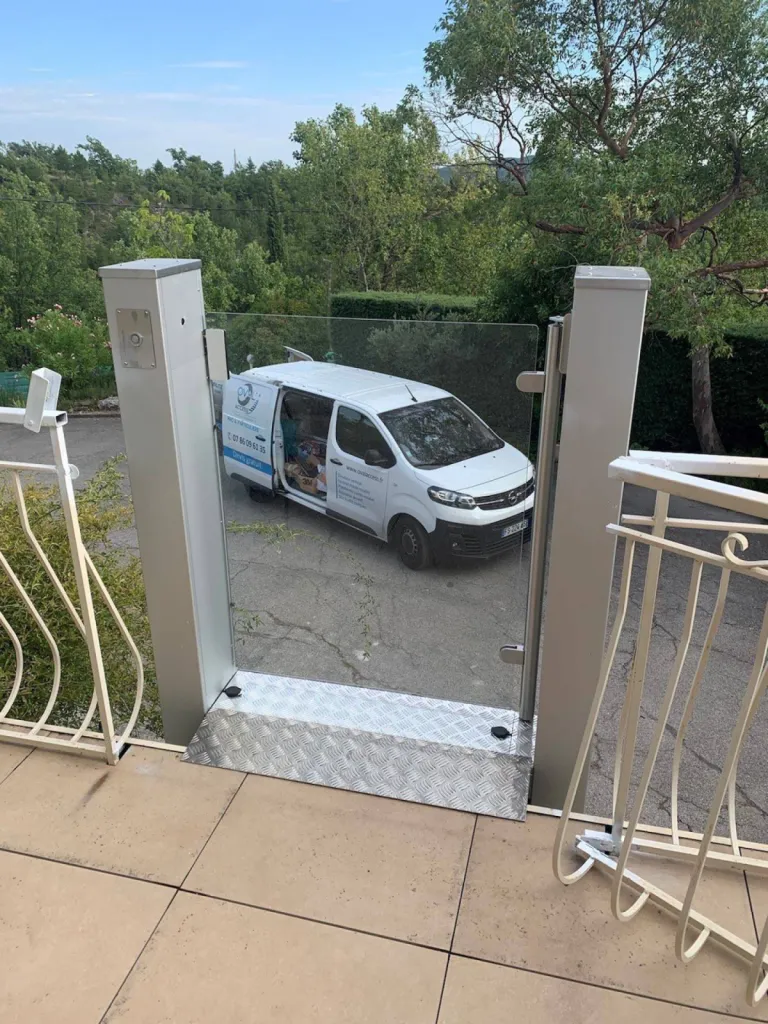 Pose de plateforme vertical à Mansoque