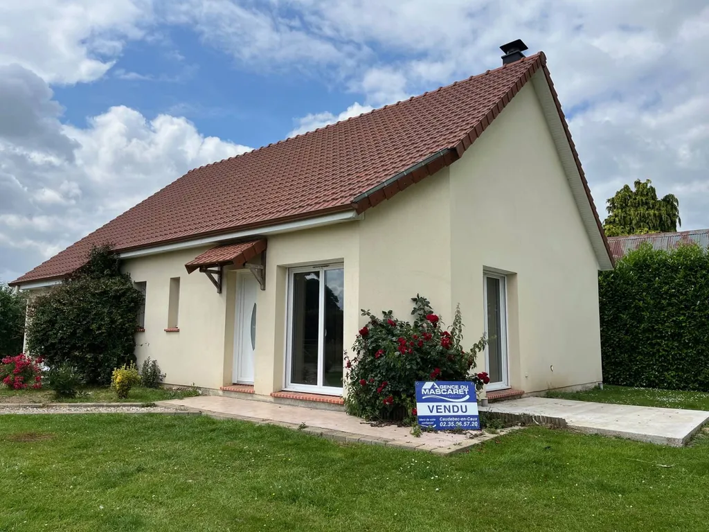 Exclusivité ! Maison récente et de plain pied, à vendre, située à Saint Arnoult sur 8339m² de terrain