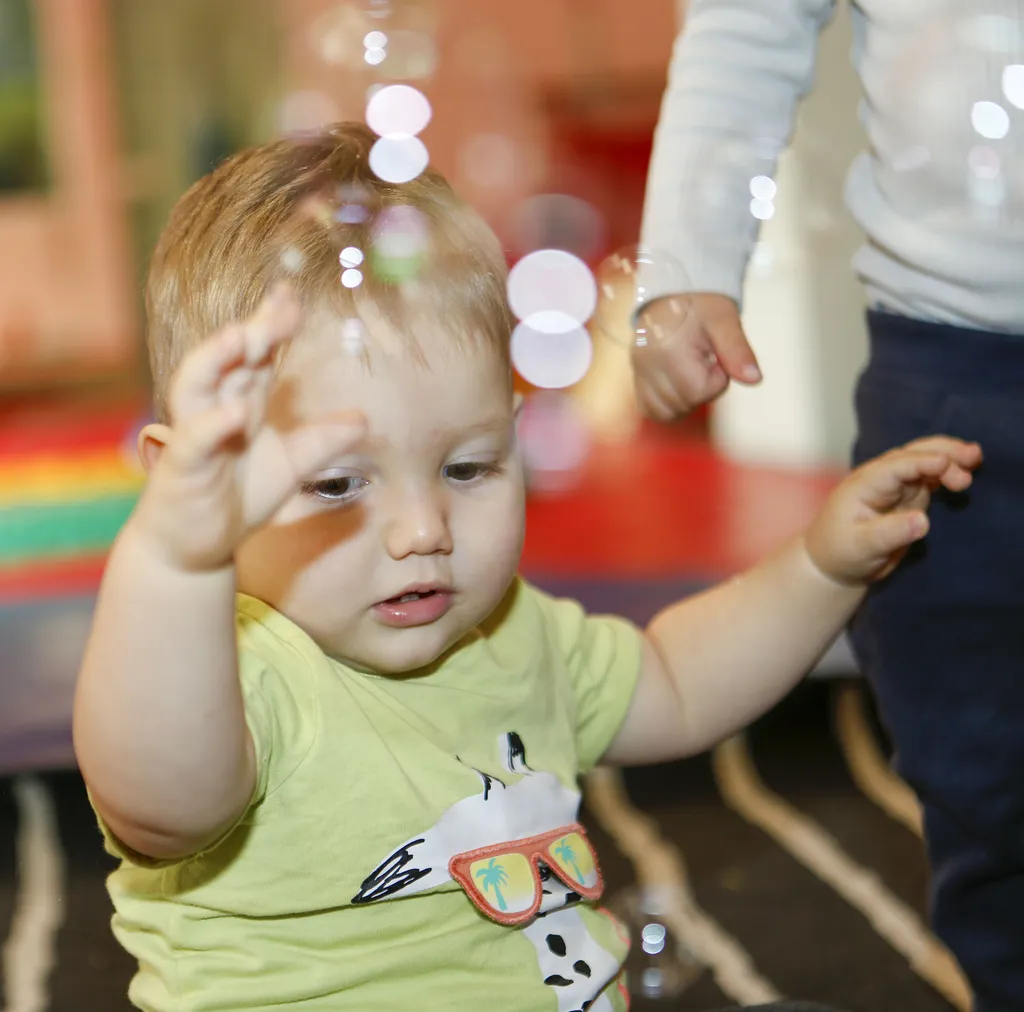Bébé nageur et baby gym à Bouc-Bel-Air : la séance qui tombe sur la sieste perturbe-t-elle vraiment le rythme de bébé ?