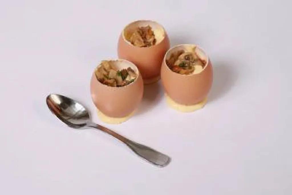 oeufs brouillés et champignons